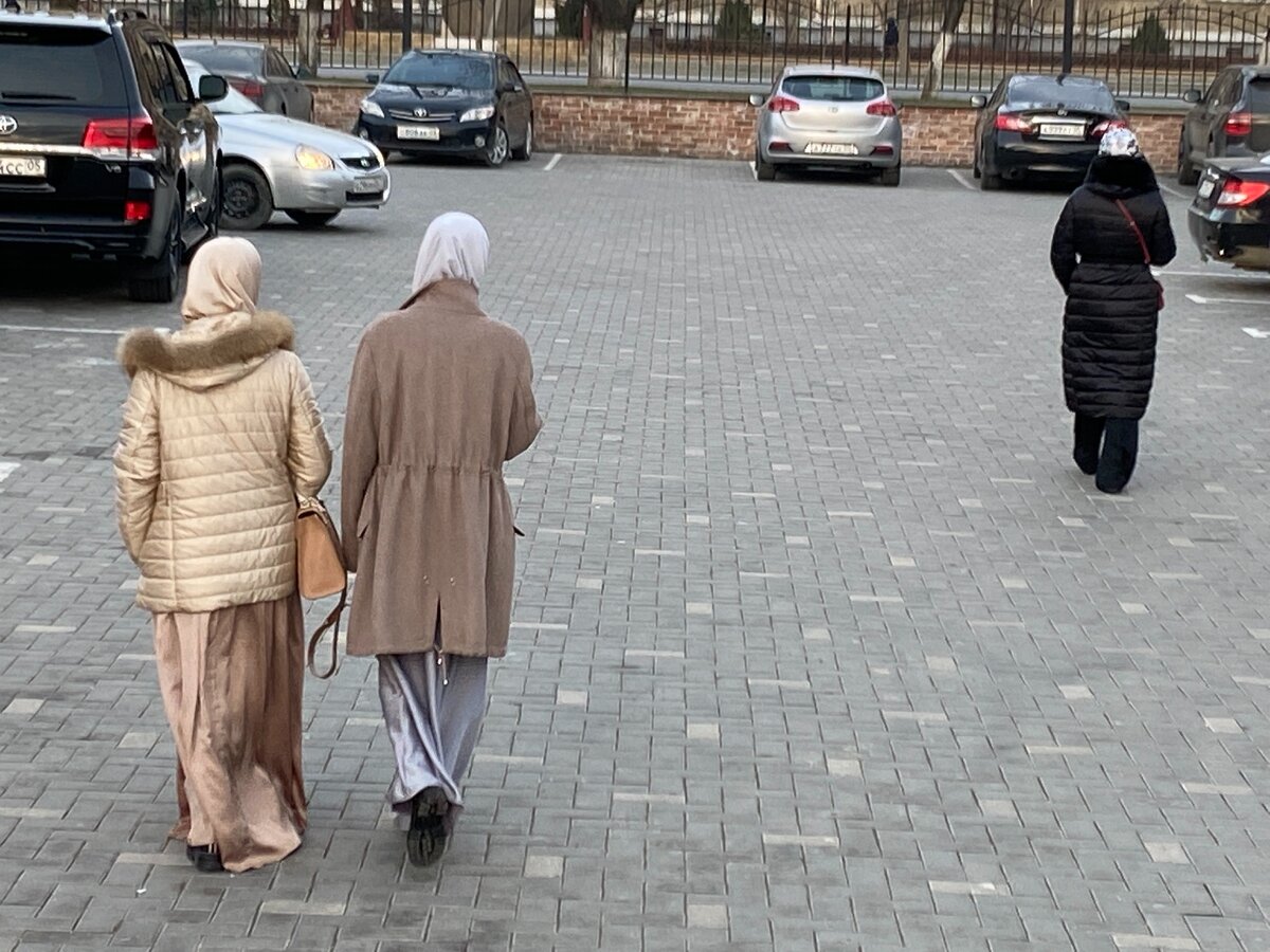 как одеваются туристы в дагестане