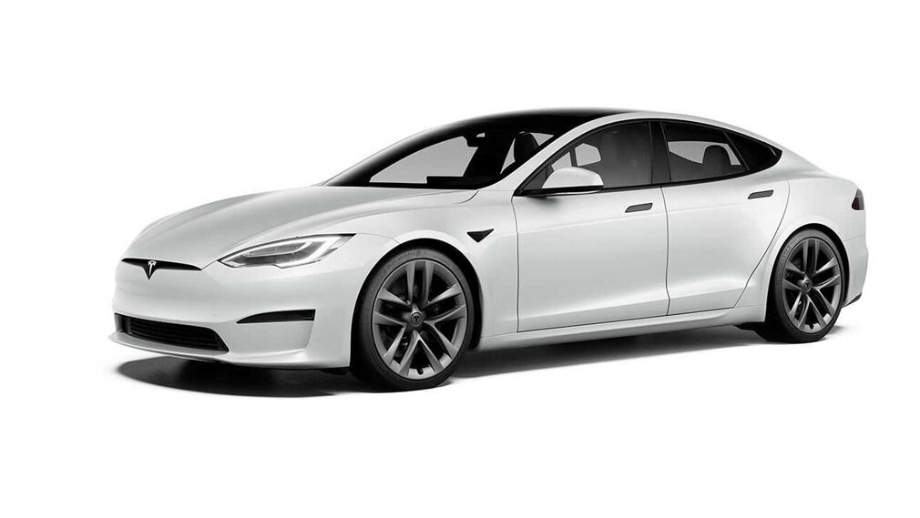 Обновлённая Tesla Model S