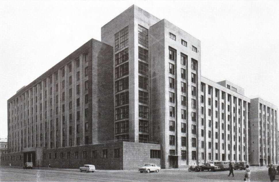 Здание КГБ в Ленинграде (фото взято из открытых источников)