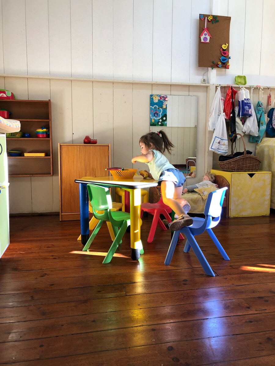 Сады очень специфические, и для нас сначала кажутся странными