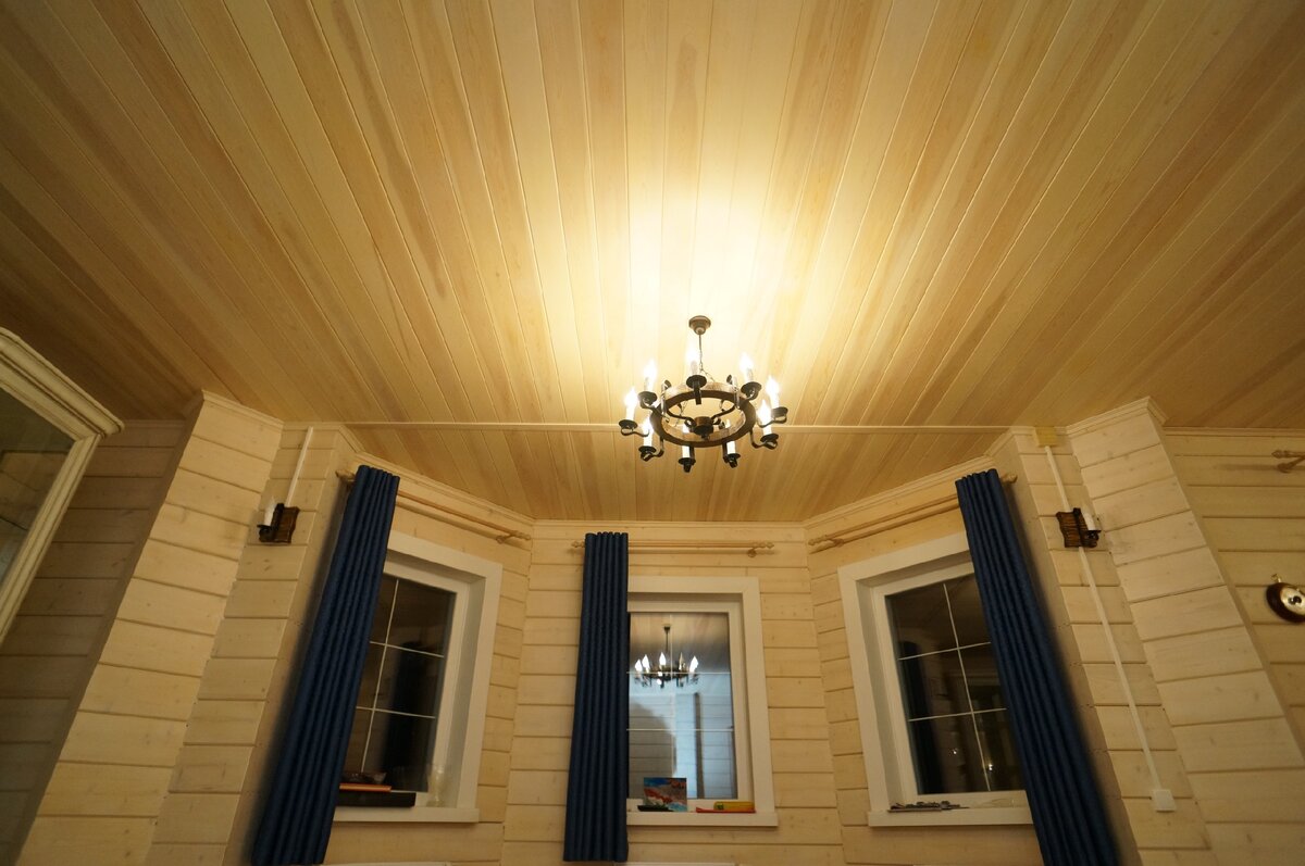 Отделка вагонкой потолка