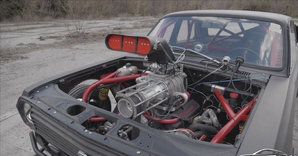 РњРѕС‚РѕС†РёРєР» v8 Supercharger