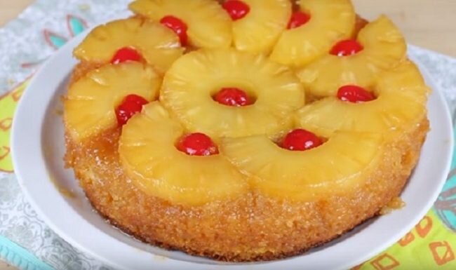 Все мы знаем и любим перевертыши из за их простоты и вкуса. Предлагаю вам пирог перевертыш с ананасами.
