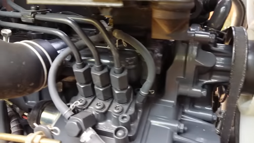 Трехцилиндровый дизель мощностью 20,5 л.с.