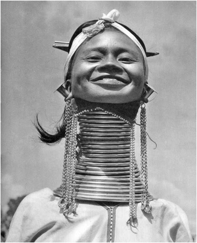 Длинные шеи в африке. Племя Падаунг Бирма. Племя Падаунг Бирма без колец. Женщины из племени Падаунг.