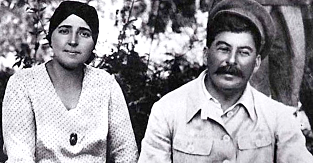 Родители Светланы – Надежда Алилуева и И.В.Сталин.