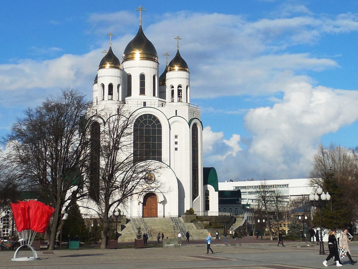 В основании калининградского собора покоится капсула с землёй из-под храма Христа Спасителя в Москве