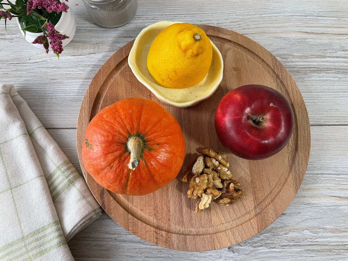 Тыква и яблоко: недорогой, но вкусный и пикантный салат, который я готовлю  на десерт и вся семья довольна | Кухня СССР с Еленой | Дзен