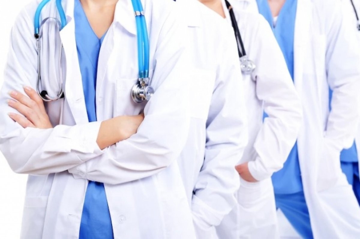    С 1 января ряд медработников Оренбуржья получат дополнительные выплаты.