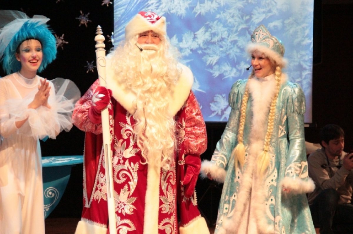    В Ростовской области разрешили новогодние утренники, но с ограничениями