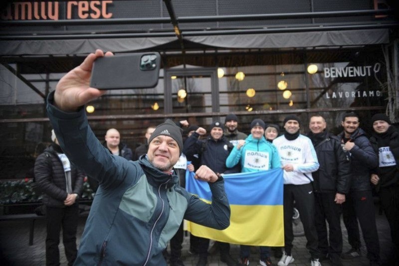    Новогоднее настроение в Запорожье власти стараются максимально испортить