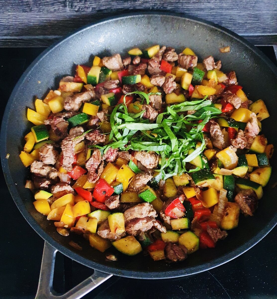 Жареная говядина с овощами и базиликом | CUISINE FRANÇAISE | Дзен