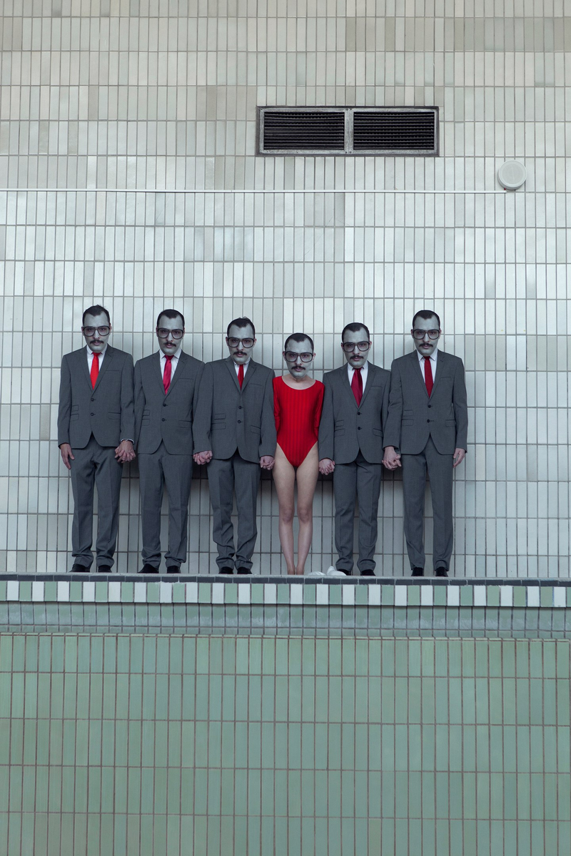Evelyn Bencicova || Asymptote