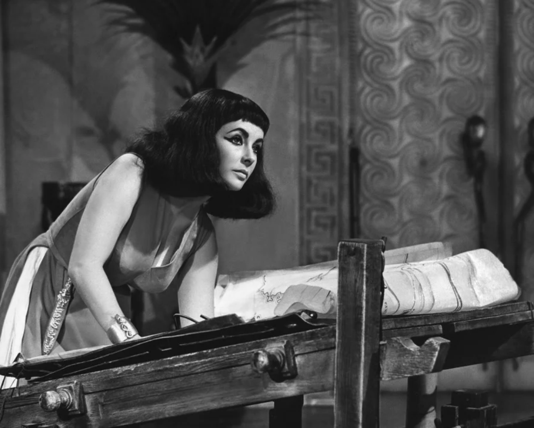   Клеопатра (1963)