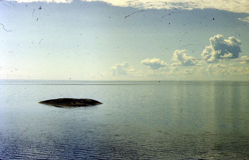 Рис. 2. Примерно так, только еще спокойнее, выглядела Ладога в тот вечер.