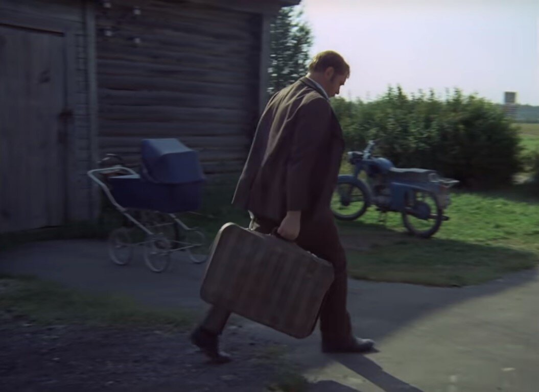 Кадр из фильма "Афоня"