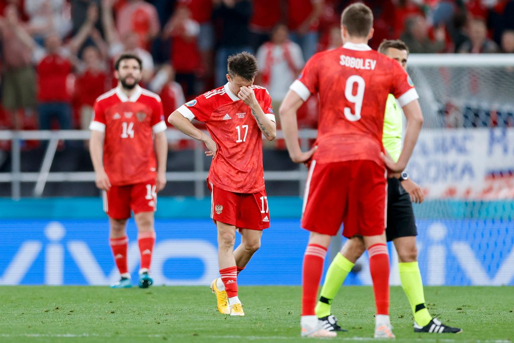 Мы все видели в этом сезоне, что А. Головин способен показывать отличный футбол. Но только с тренером другого уровня. 