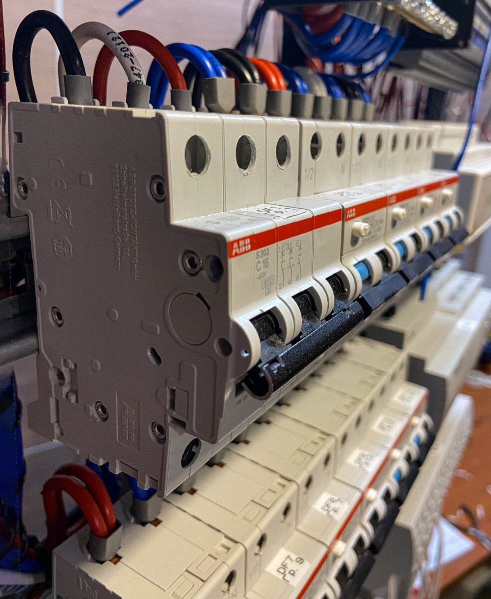 Проект автоматизации квартиры 142 м2: щит, часть 1: сборка щита проекта автоматизации