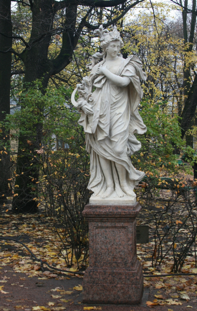 Рис. 1. Скульптура древнеримской богини Цереры Томаса Квеллинуса. 
Летний сад. Санкт-Петербург 