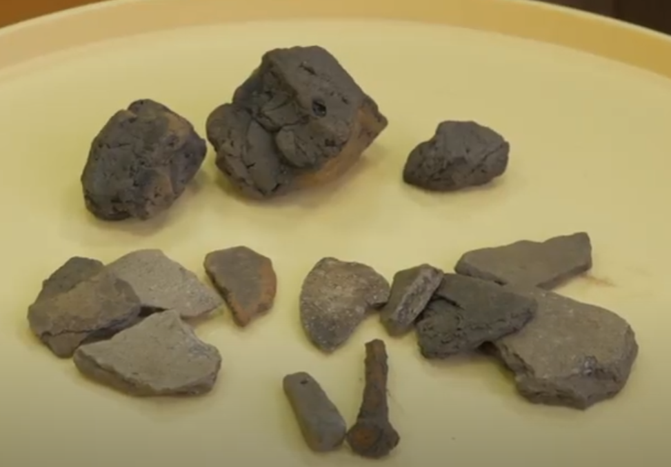 На территории Караульной горы найдены остатки керамики 