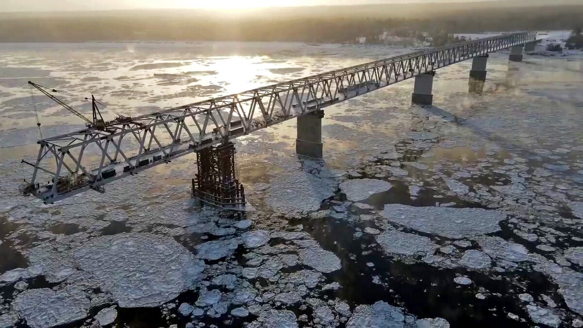 Мост через енисей в лесосибирске