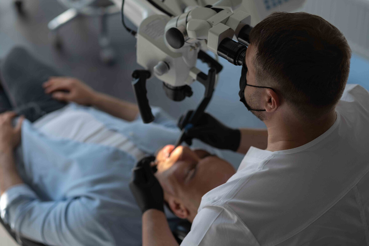 Лечение в Astra Dental Clinic — комплексный подход к решению ваших проблем с зубами. 