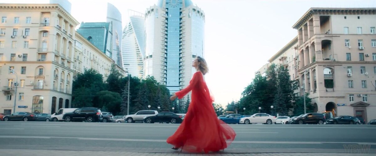Актриса Елена Подкаминская 