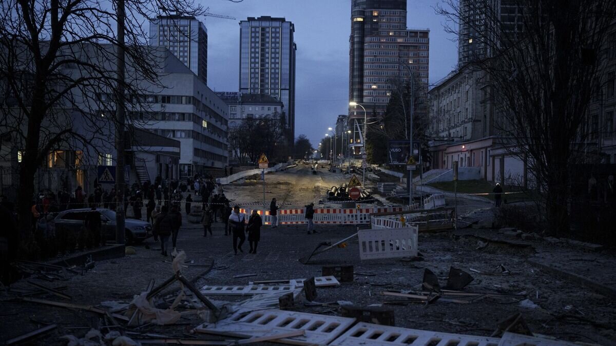    Последствия взрыва в Киеве© AP Photo / Felipe Dana