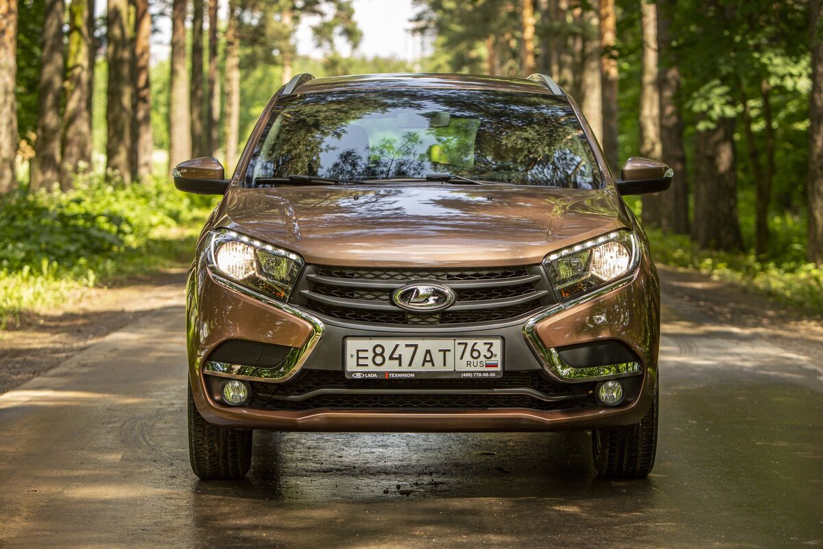     АВТОВАЗ приступит к выпуску кроссоверов под новым брендом Фото: АвтоВзгляд
