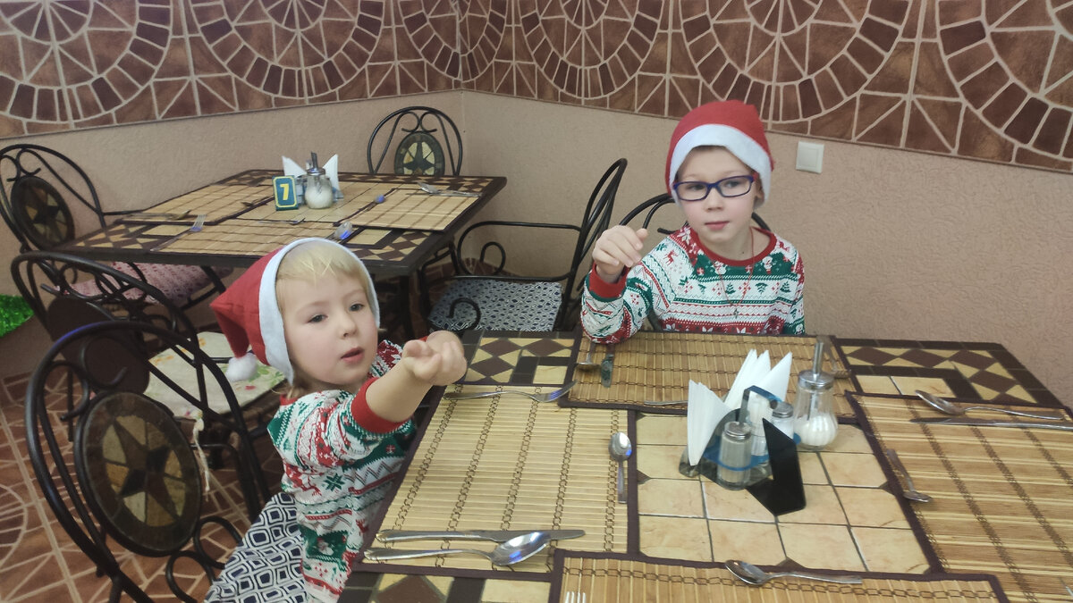 Детям шампанского не положено!