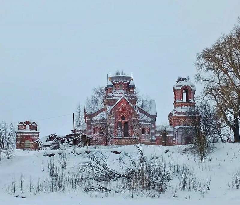 Заброшенная Петропавловская церковь купца Кирьянова. Фото: Виктор Иваницкий | ВКонтакте (vk.com)