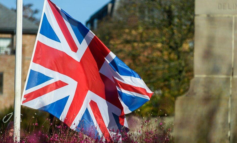    Великобританцы протестуют против россиян. Фото: Global Look Press