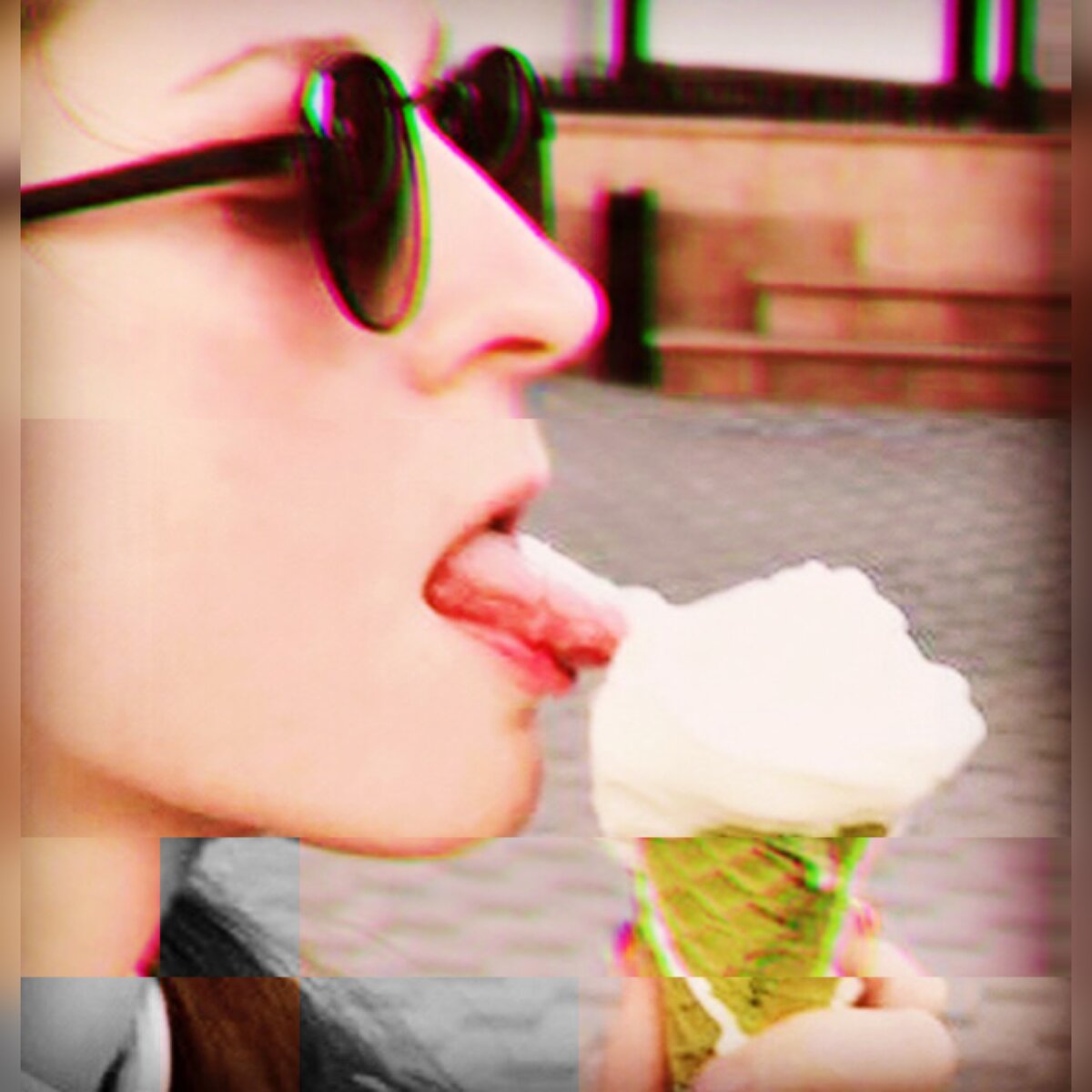 Это все любовь.