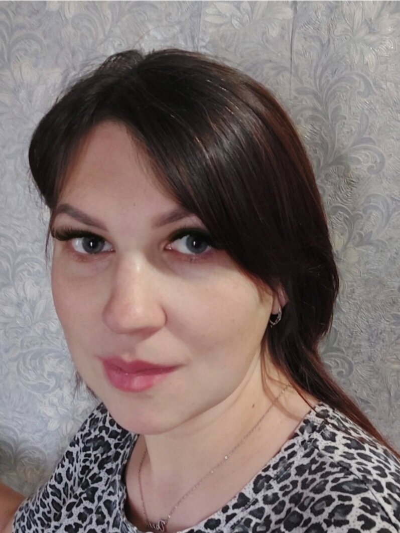 Неделю назад. Лохматая, седая и невыспавшаяся. А никто и не говорил, что уход за младенцем - это легко 