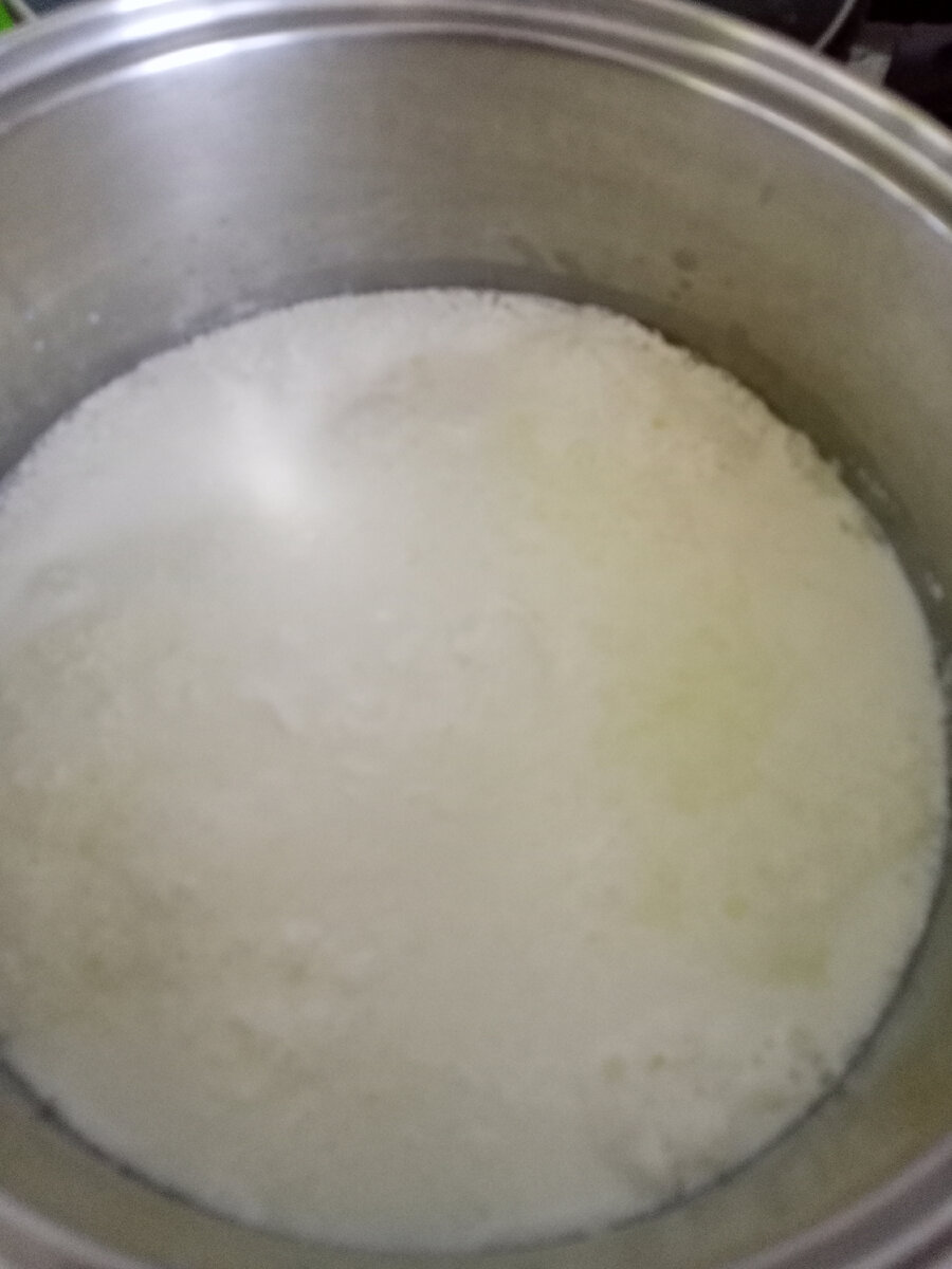 Было много коробок,штук 10