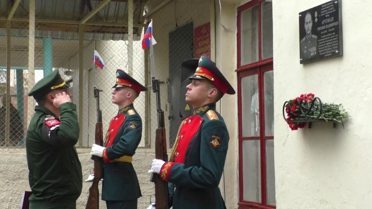    В Вольске открыли памятную доску в честь погибшего в СВО коменданта Григория АртемьеваНовости Саратова и области – Сетевое издание «Репортер64»