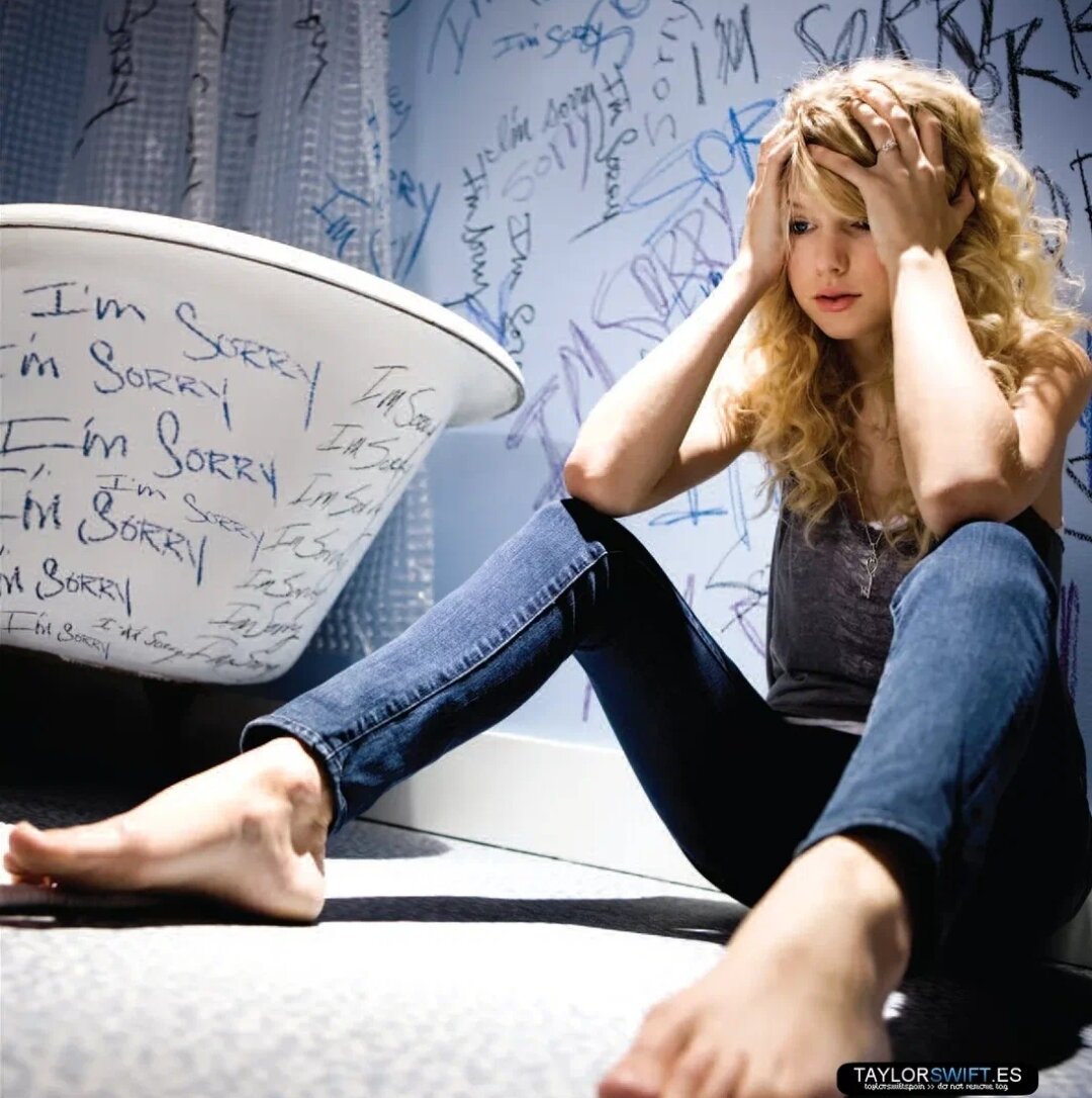 Щас как начнётся критика Тейлор Свифт и моего музыкального вкуса... Ну что ж, show must go on)))