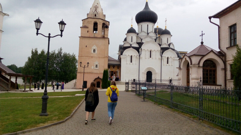 мои дочки.