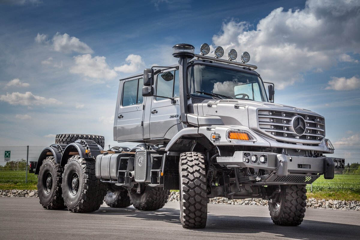 Mercedes Zetros 4x4 Military