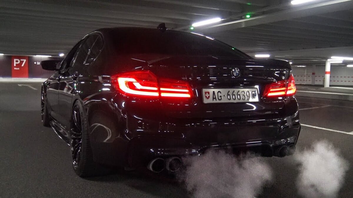 BMW m5 f90 салон ночью