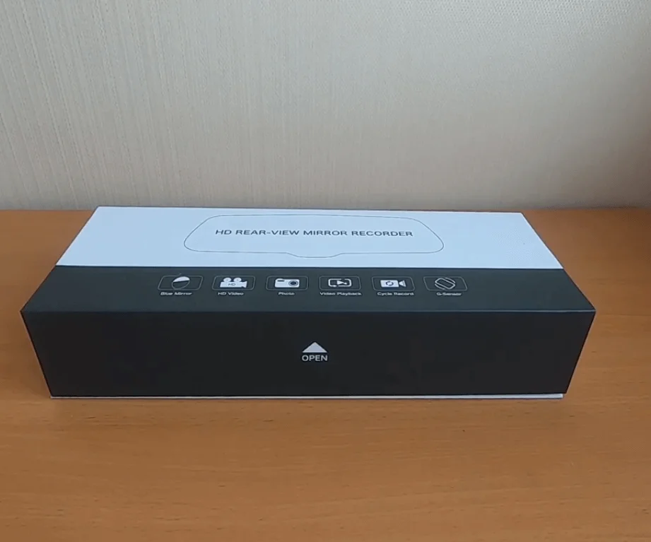 В такой коробке пришло мне зеркало.