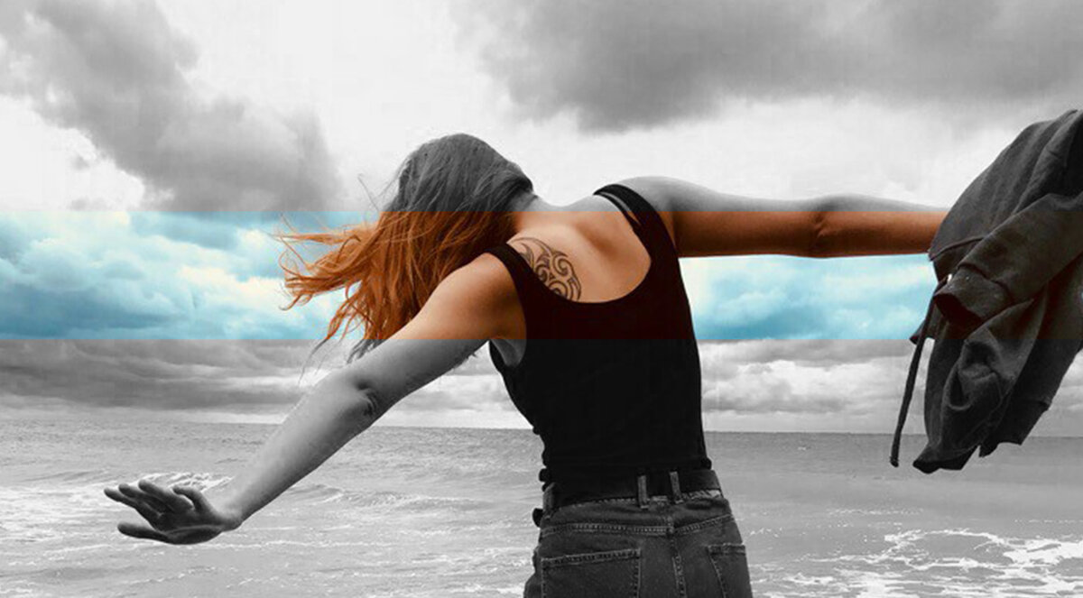 Первая татуировка в 18 лет.