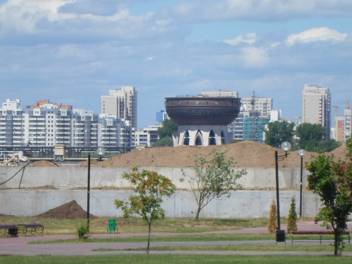 Прогулялись по Казани. Сразу отметили местный колорит и надписи на татарском.  Показываю, что увидели | Удивительное - рядом! | Дзен