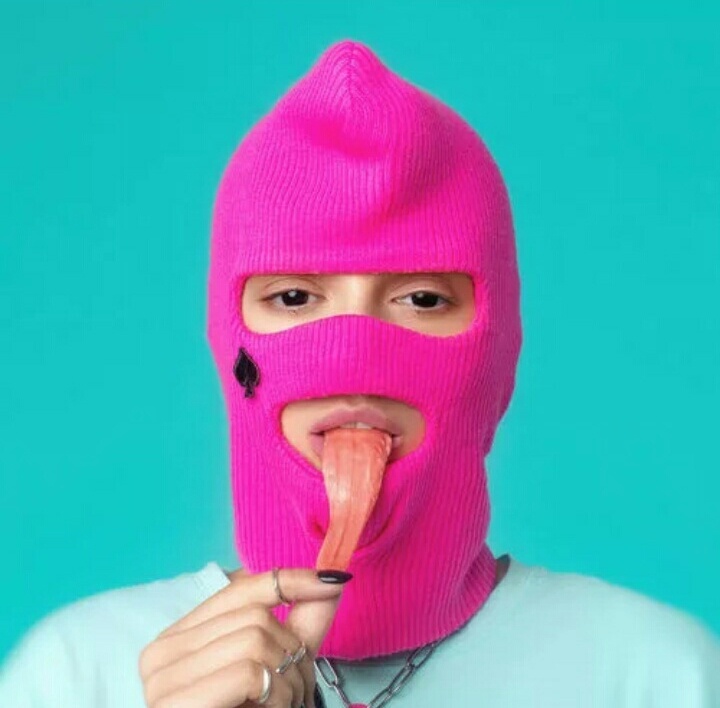 Слушаем на: Яндекс. Музыка.