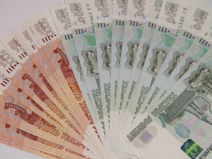 в кризис нужно экономить каждую копейку