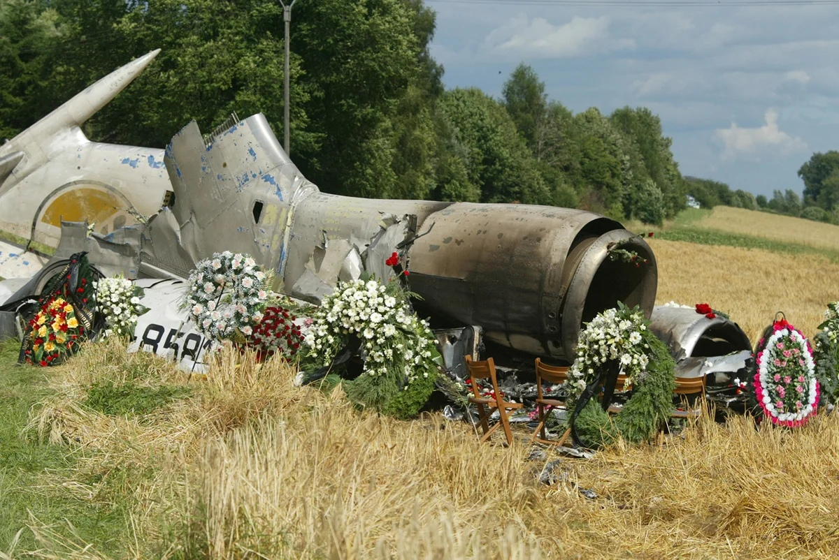 Авиакатастрофа над Боденским озером 2002. Ту 154 над Боденским озером. Авиакатастрофа 2002 над Боденским озером Калоев.