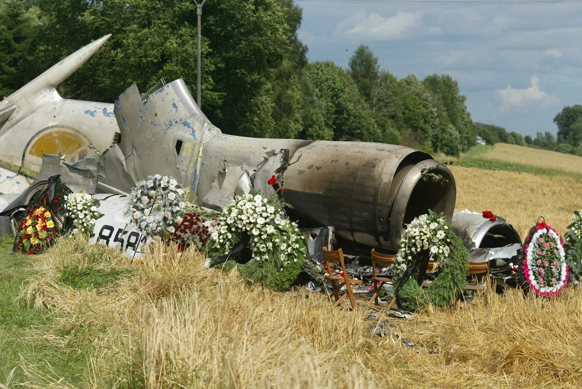 2 июля 2002 года авиакатастрофа фото