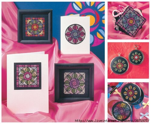 Я выбрала радужный орнамент на нижнем правом рисунке, только вышивала не на черной, а на белой канве. Источник Яндекс картинки.