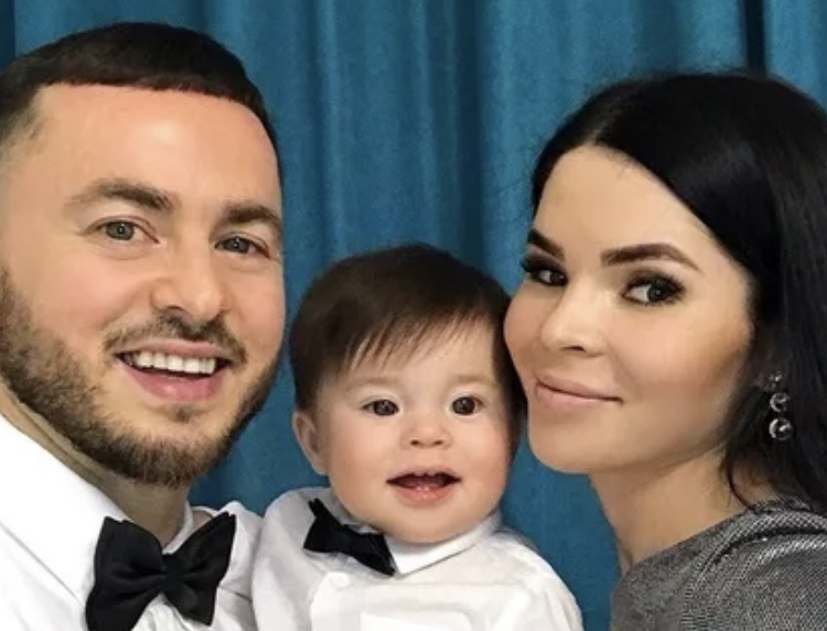 Ильшат с семьей. Яндекс. Картинки 