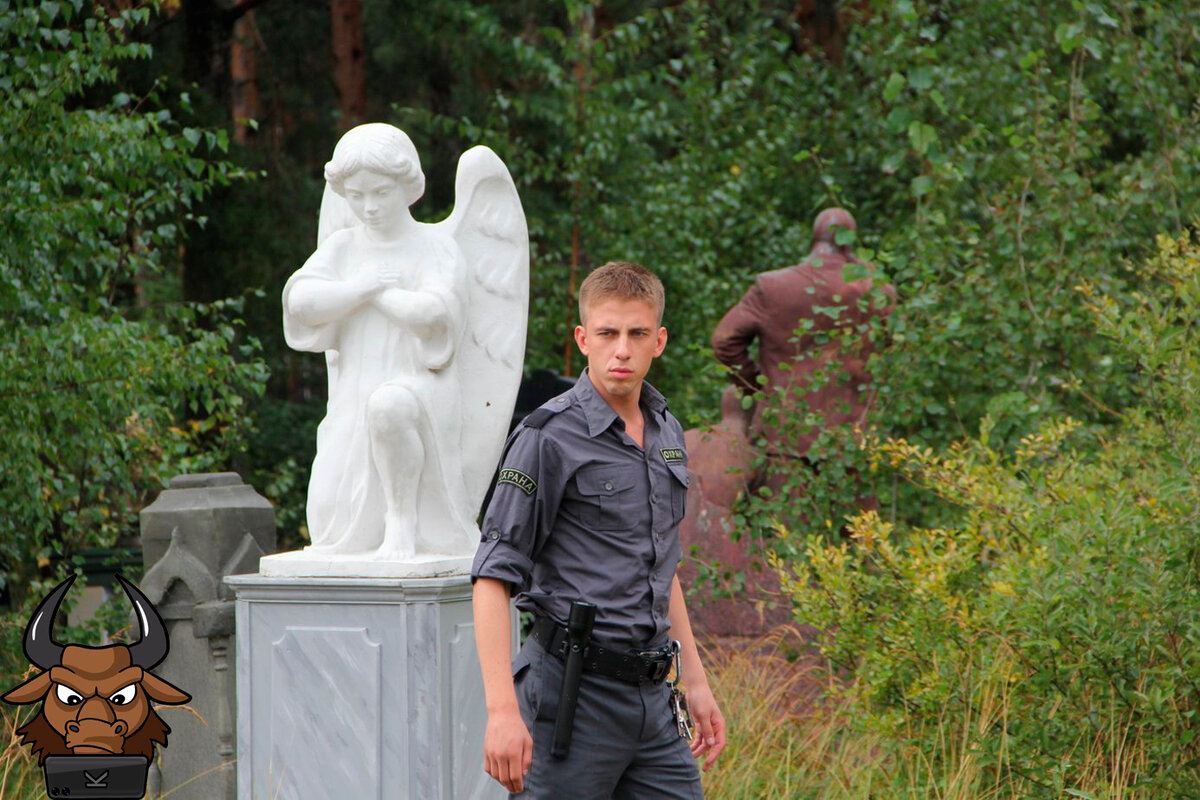 Александр Паль. Кадр из фильма «Парень с нашего кладбища»